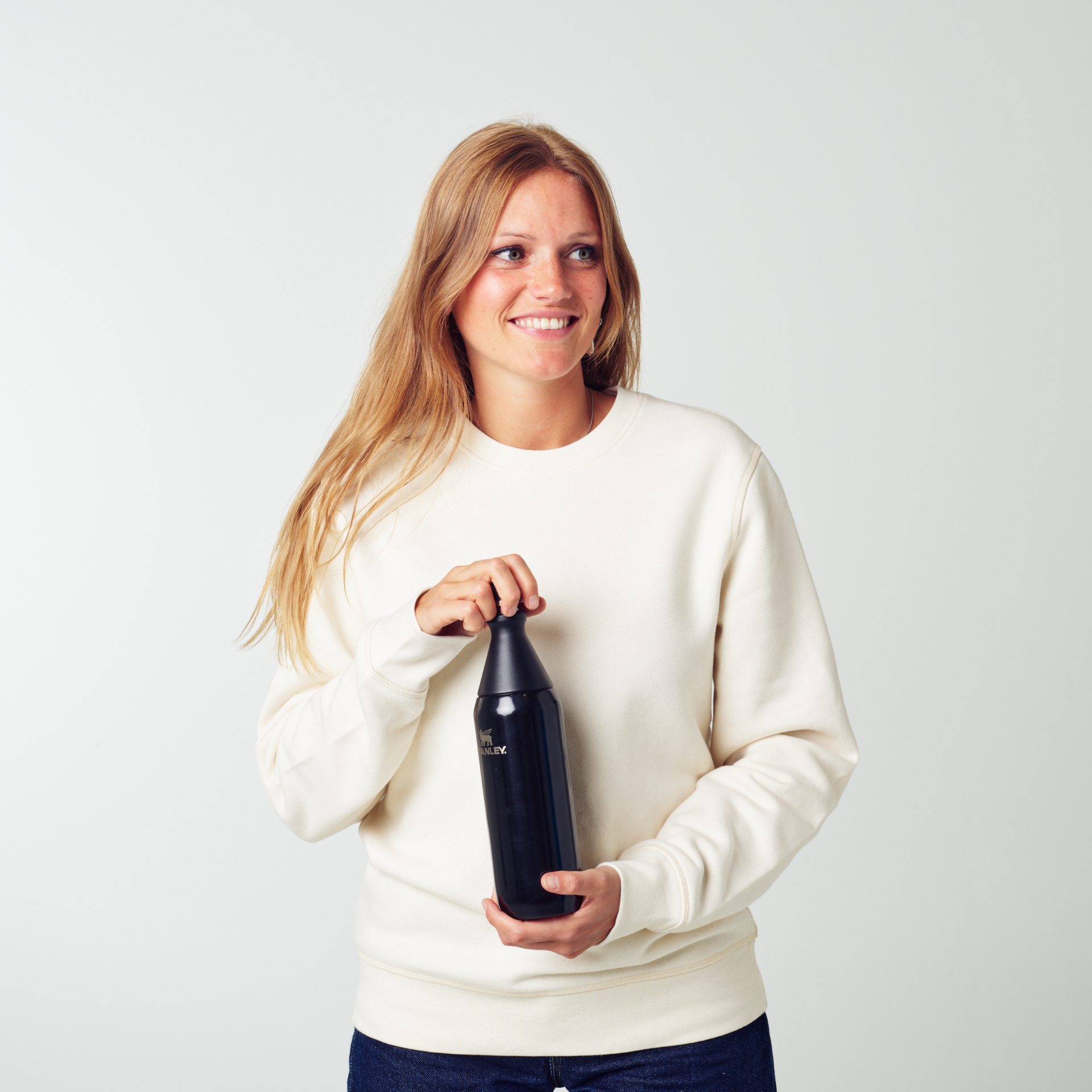 250521 F07 UNROLL 834